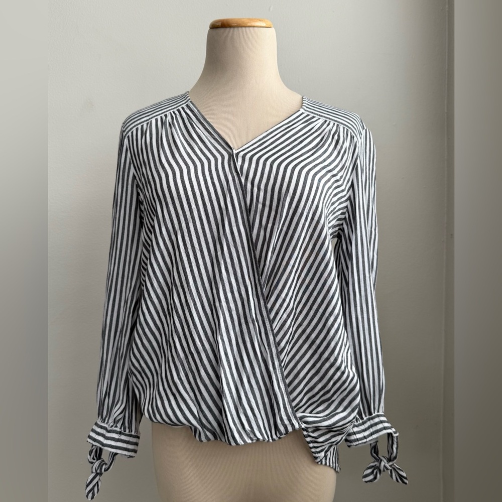 Max Studio Women’s | XSmall Wrap High Low Boho Long Sleeve Blouse